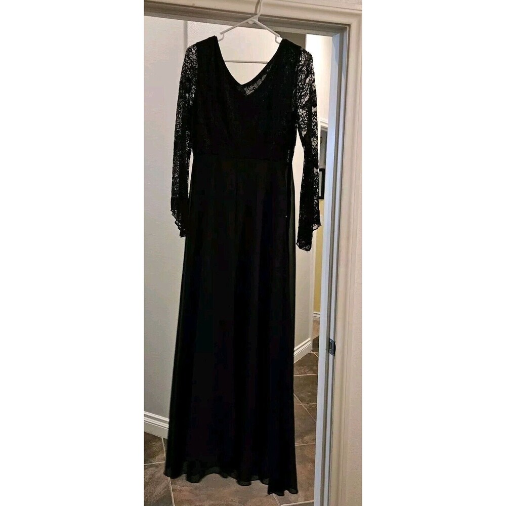 Black Lace Maxi Gown Dress Medium Size 6/8 Sheer with Slip Side Zip Worn Once